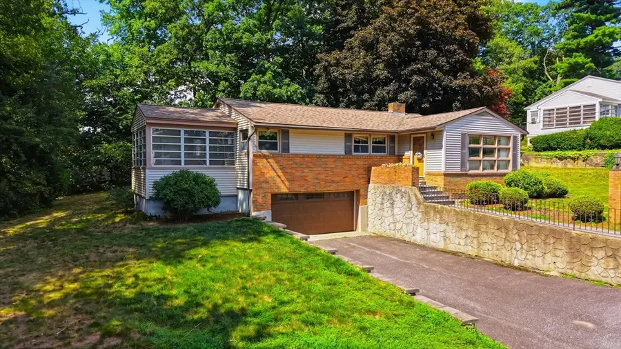 19 Daley Ave, Methuen, MA 01844 - #2