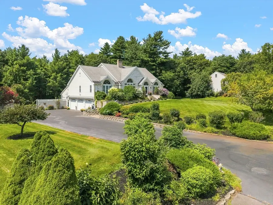 10 Edna Cir, Freetown, MA 02717 - #2