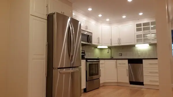 17 Cass St #2, Boston, MA 02132
