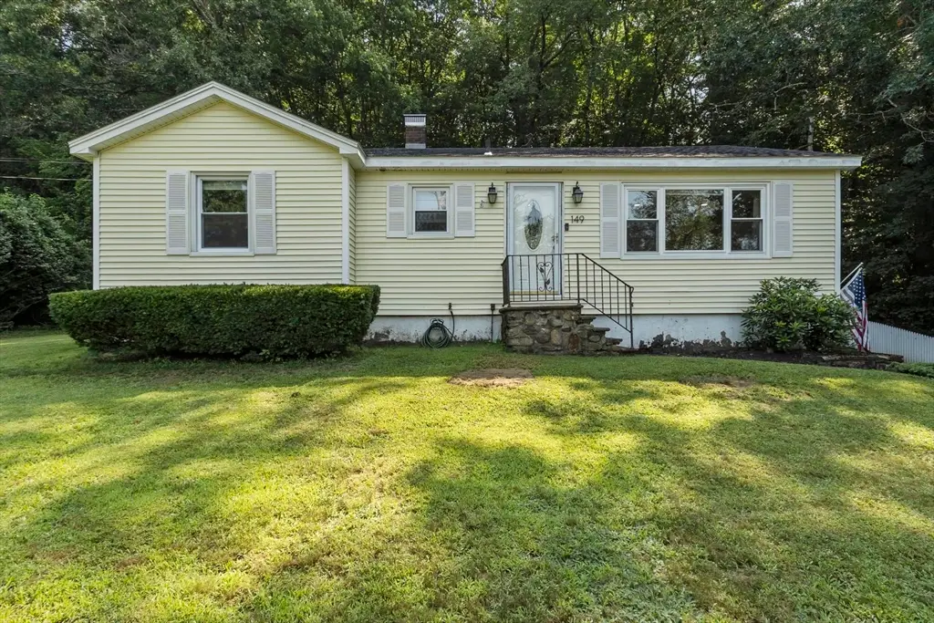149 North St, East Brookfield, MA 01515 - #1