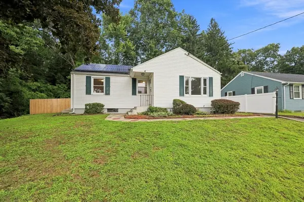 46 Kay St, Springfield, MA 01109