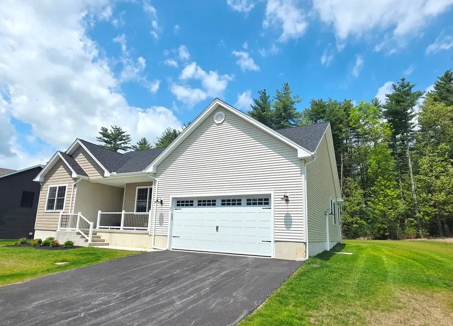 31 High Bluff, Belchertown, MA 01007 - #3