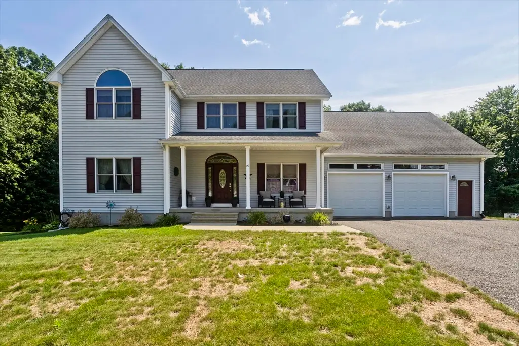 27 Landing Dr, Chicopee, MA 01020 - #1
