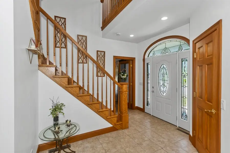 27 Landing Dr, Chicopee, MA 01020 - #2