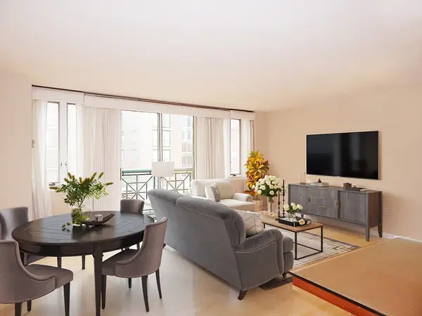 10 Rogers #211, Cambridge, MA 02142
