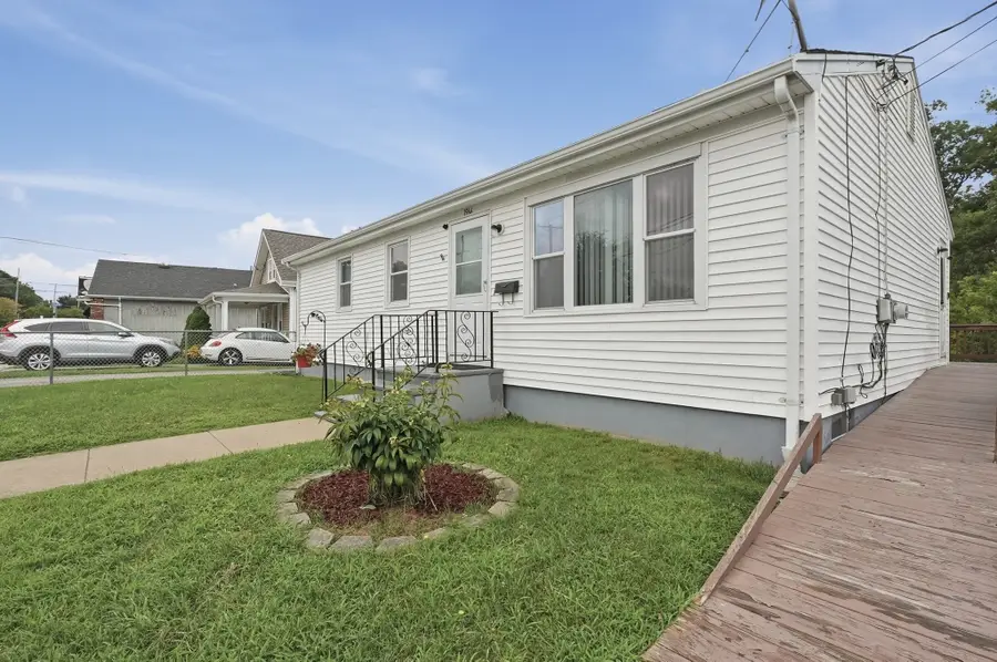 1966 Highland Ave, Fall River, MA 02720 - #2