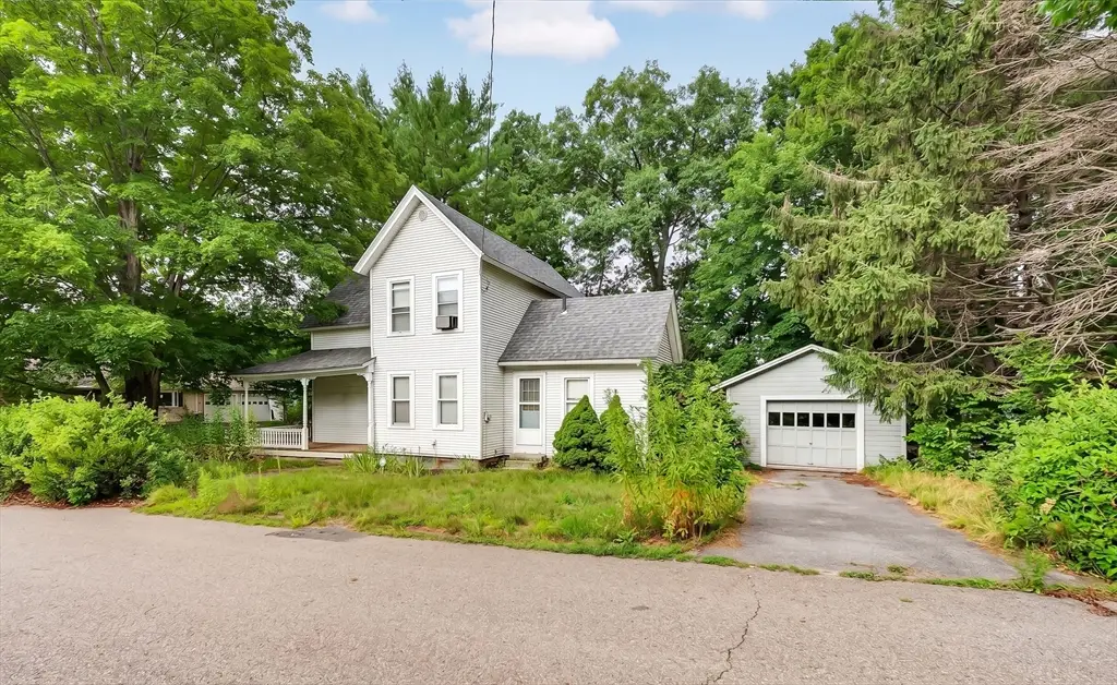 68 Harvard Ave, Athol, MA 01331 - #1