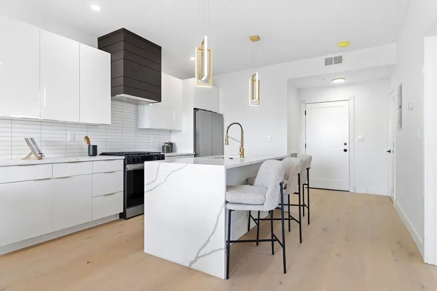 66 Mcgrath #310, Quincy, MA 02169 - #3
