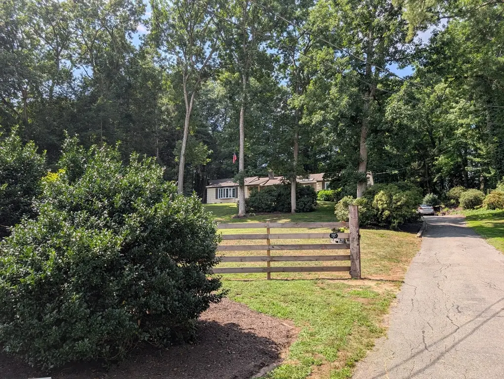 37 Brookside Dr, Wilbraham, MA 01095 - #1