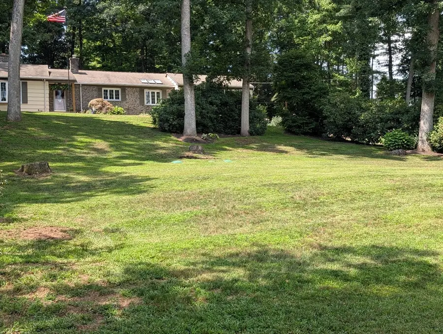 37 Brookside Dr, Wilbraham, MA 01095 - #3