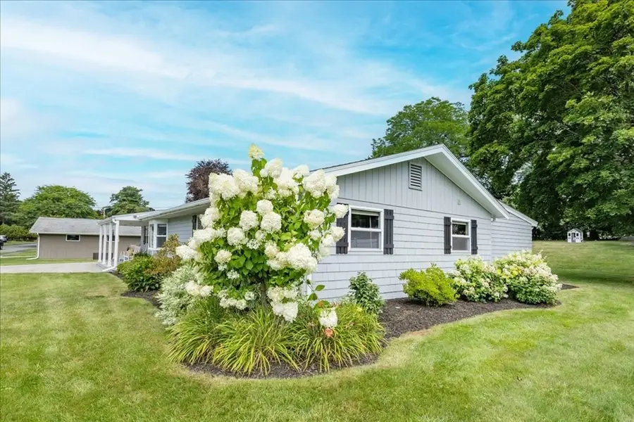 9 Massachusetts Ave, Danvers, MA 01923 - #3