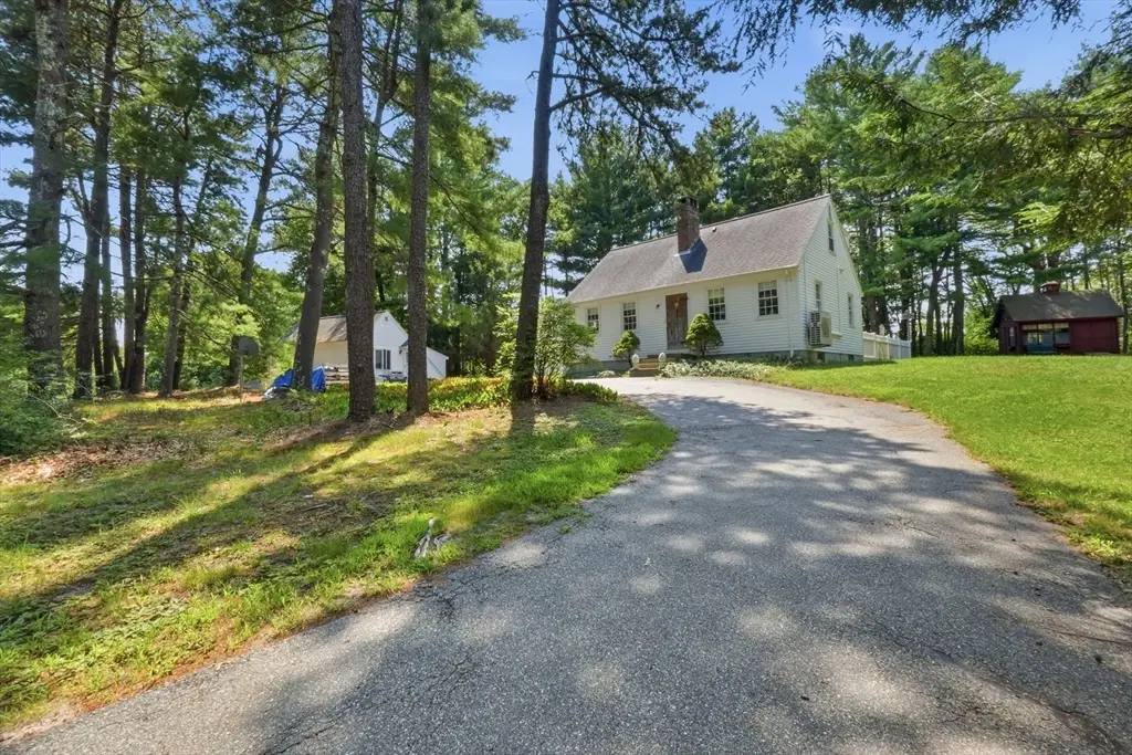 22 Kingsbury Rd, Thompson, CT 06277 - #1