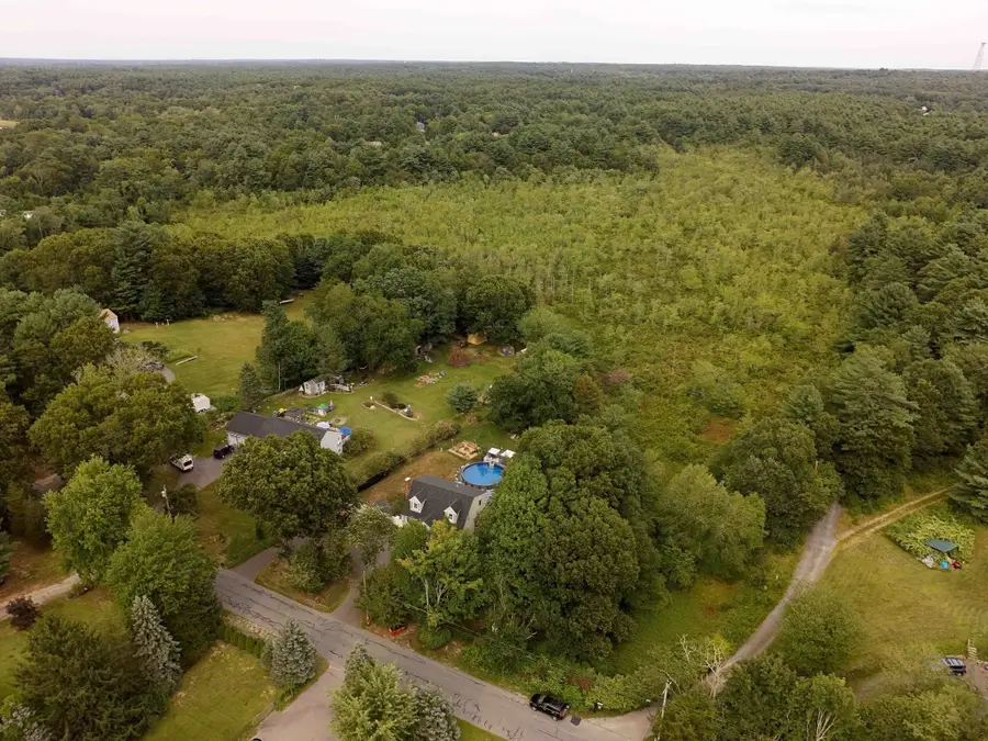 756 R Berkley St, Berkley, MA 02779 - #3