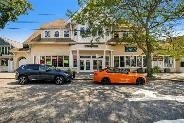 615 Main #7, Barnstable, MA 02601
