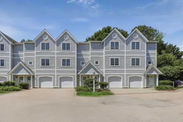 140 Commonwealth Ave #23, North Attleboro, MA 02776