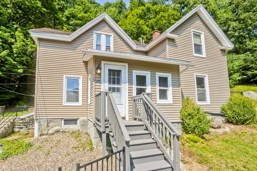 15 Bridge St, Monson, MA 01057 - #2