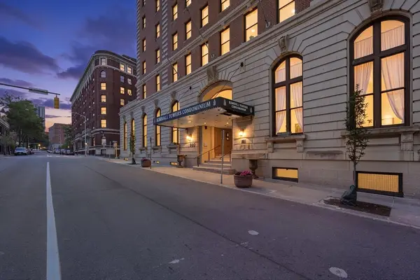 140 Chestnut St #604, Springfield, MA 01103