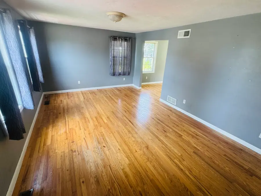 3841 N Main St, Fall River, MA 02720 - #2