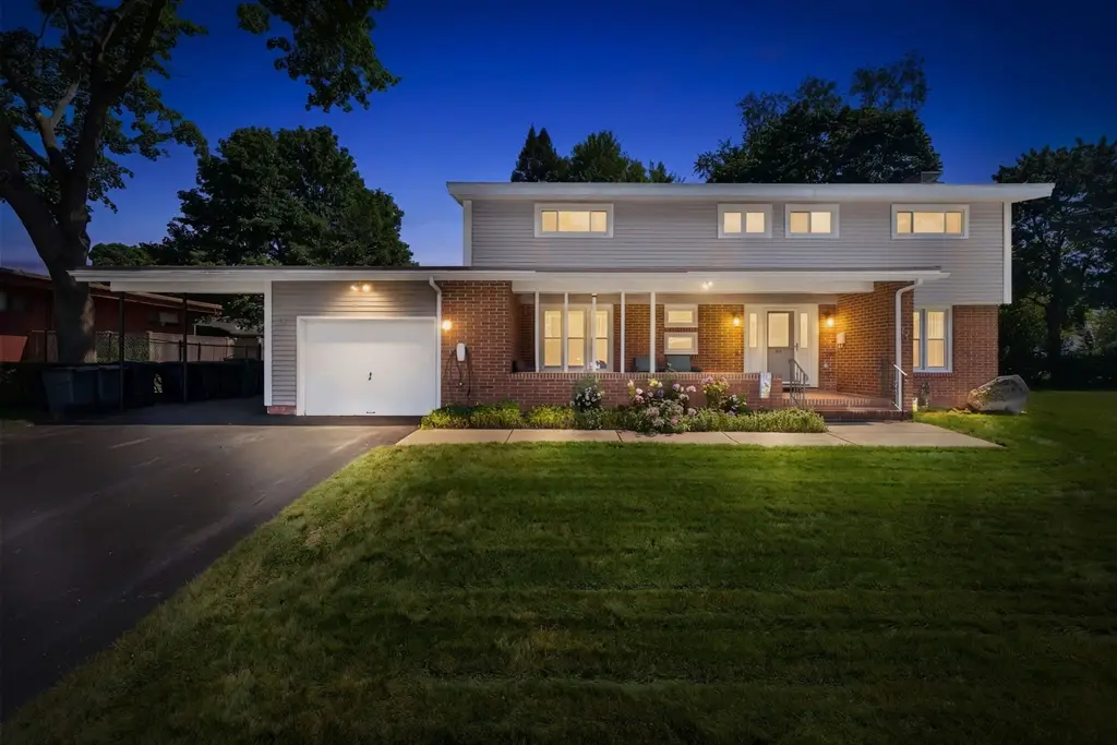 94 Florence Rd, Lowell, MA 01851 - #1