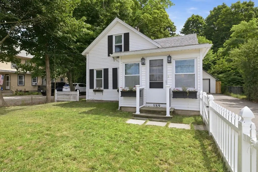 589 South St, Wrentham, MA 02093 - #1