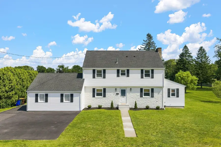 807 N Eastern Ave, Fall River, MA 02720 - #2