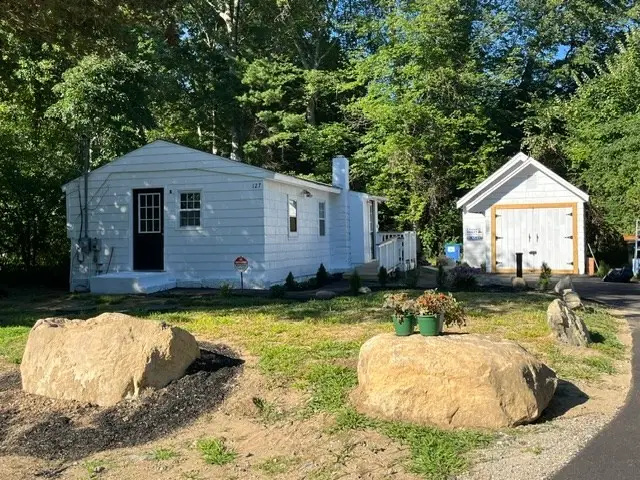 127 Taunton Ave, Norton, MA 02766 - #3