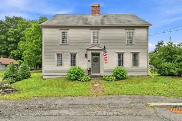 17 Main Street, Wales, MA 01081