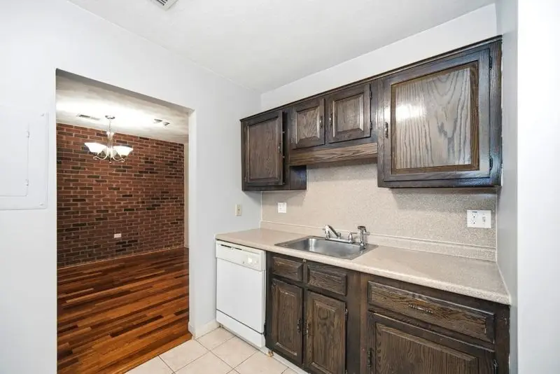 123 Elm St #C9, Quincy, MA 02169 - #3