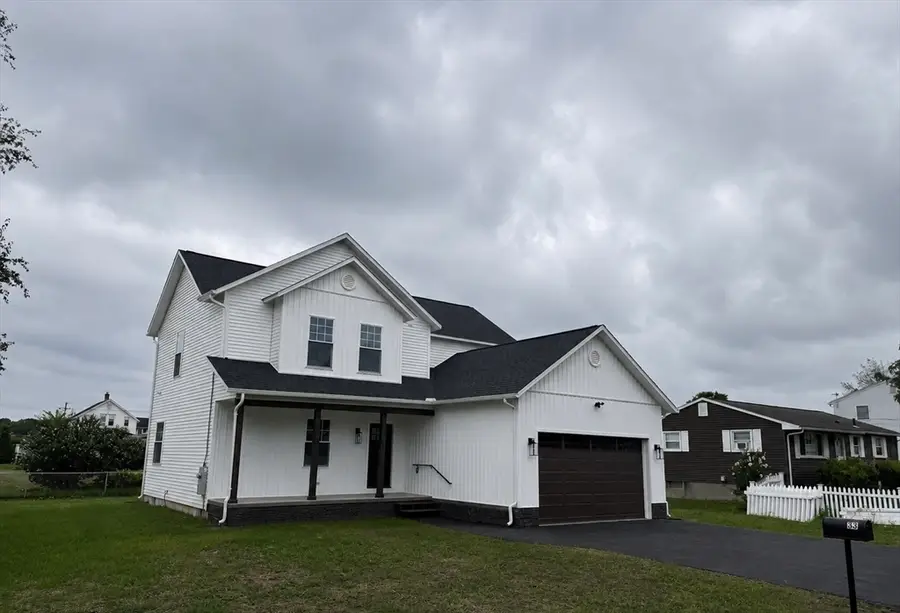 33 Polaski Ave, Chicopee, MA 01013 - #2