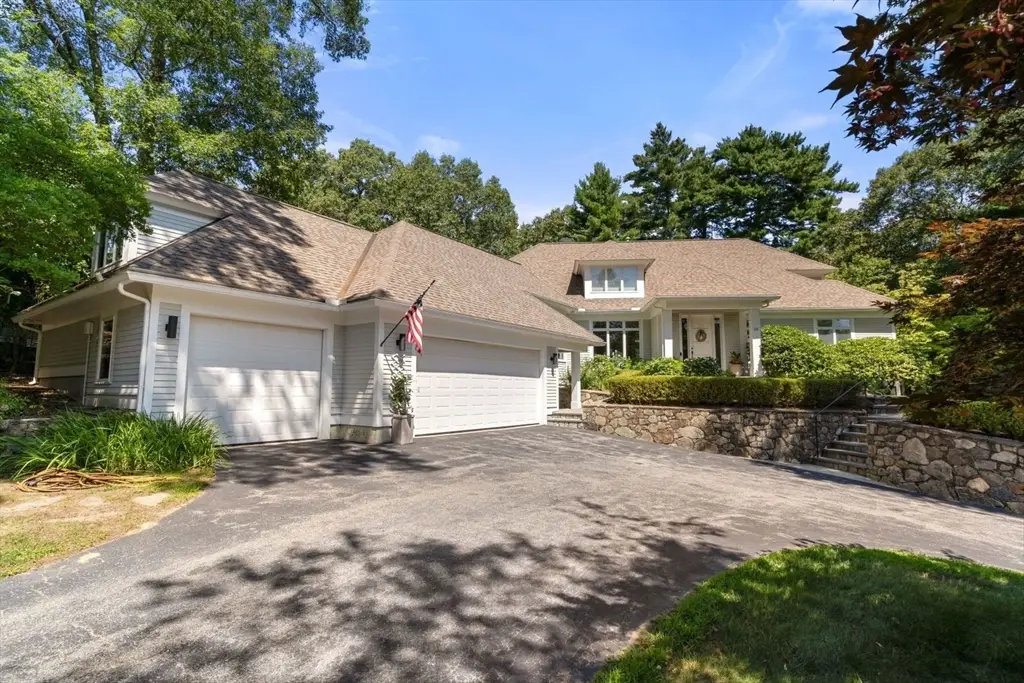 10 Hawk Hill Ln, Ipswich, MA 01938 - #1