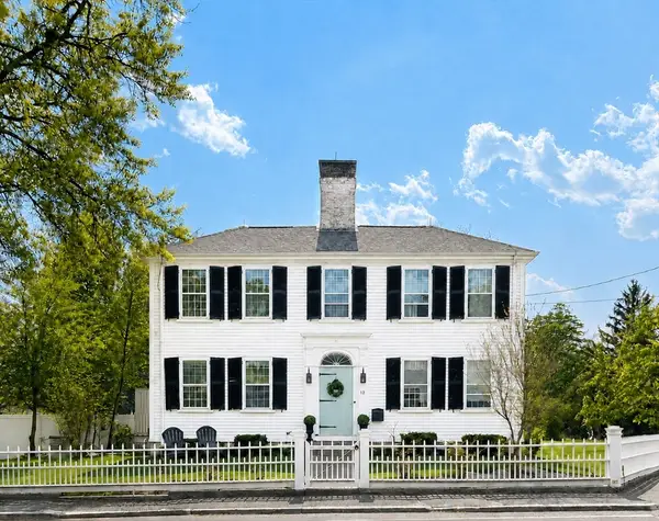 12 Summer St, Kingston, MA 02364