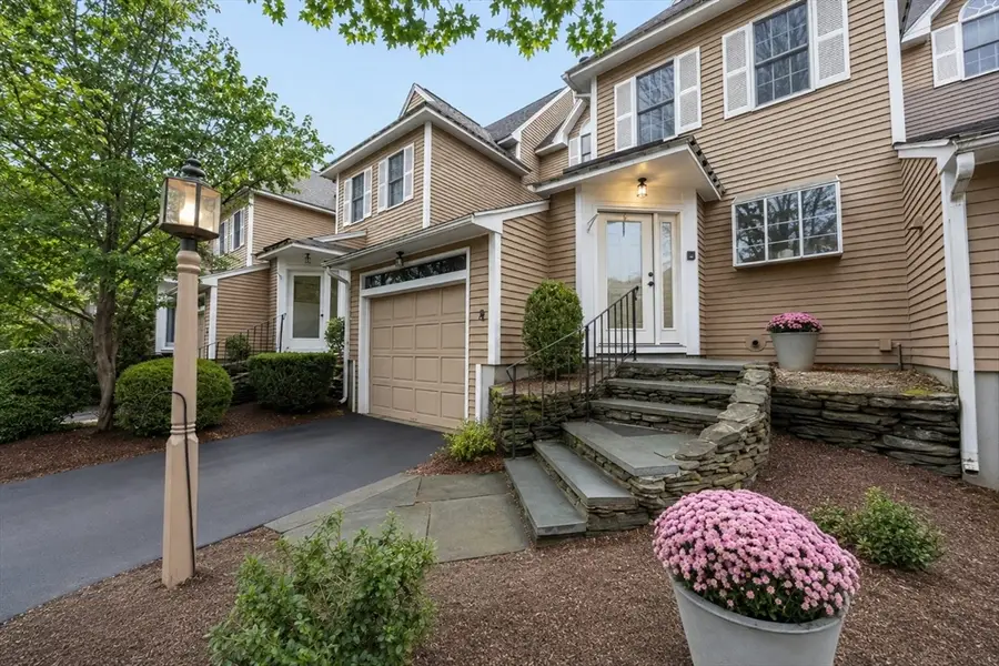 8 Fairway View Ln #8, Norton, MA 02766 - #2