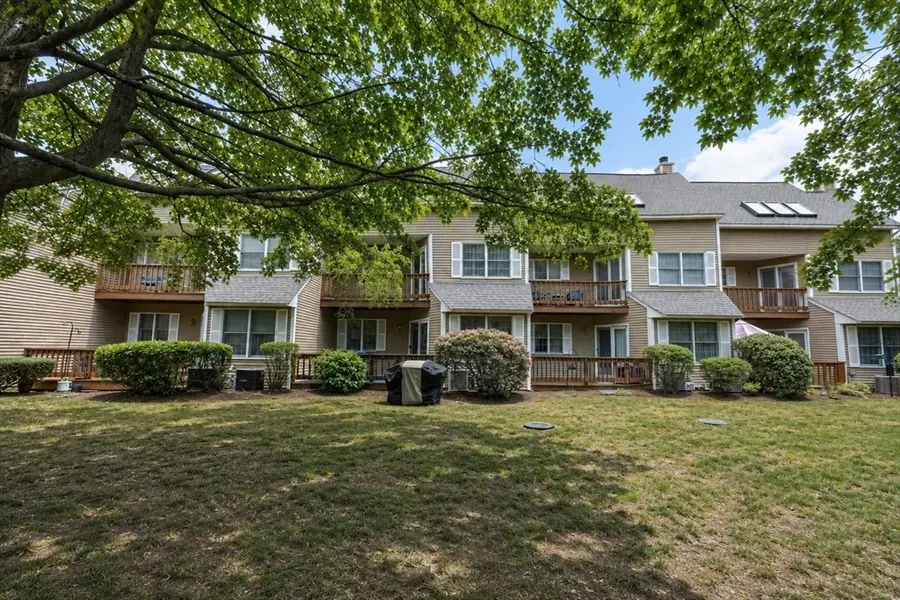 8 Fairway View Ln #8, Norton, MA 02766 - #3