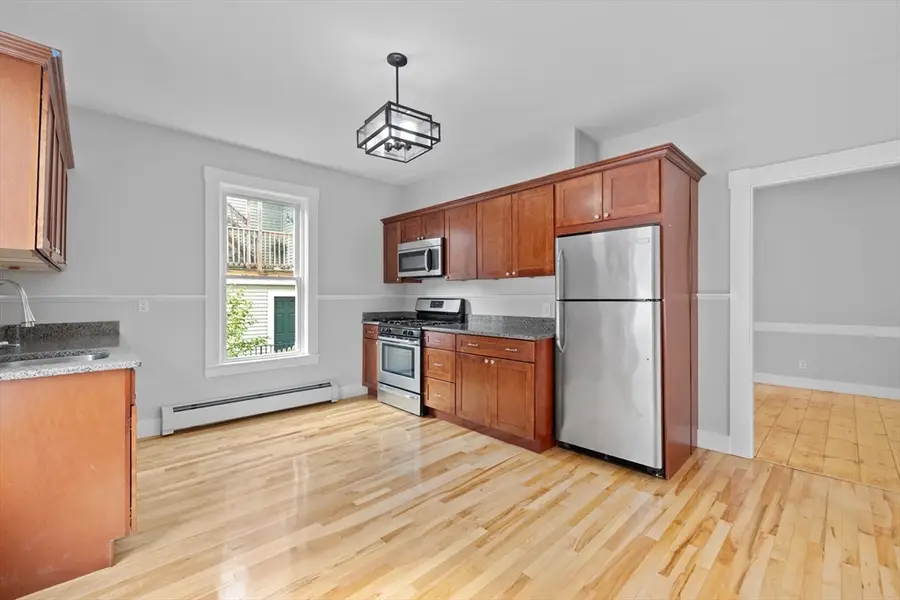 24 Village St #1, Marblehead, MA 01945 - #3