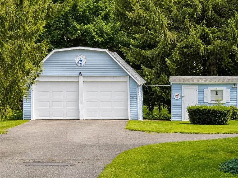 466 East Main Street, Chicopee, MA 01020 - #2