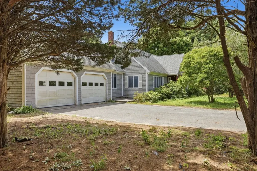 11 Rogia Rd, West Yarmouth, MA 02673 - #3