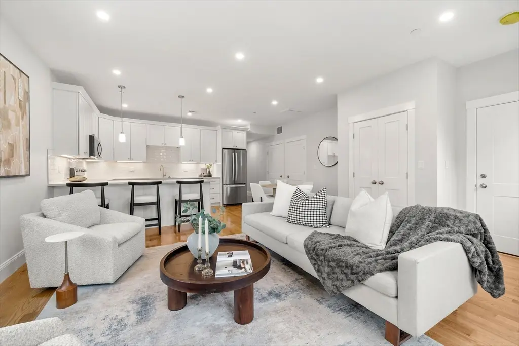9 Downer Ct #4, Boston, MA 02122 - #1