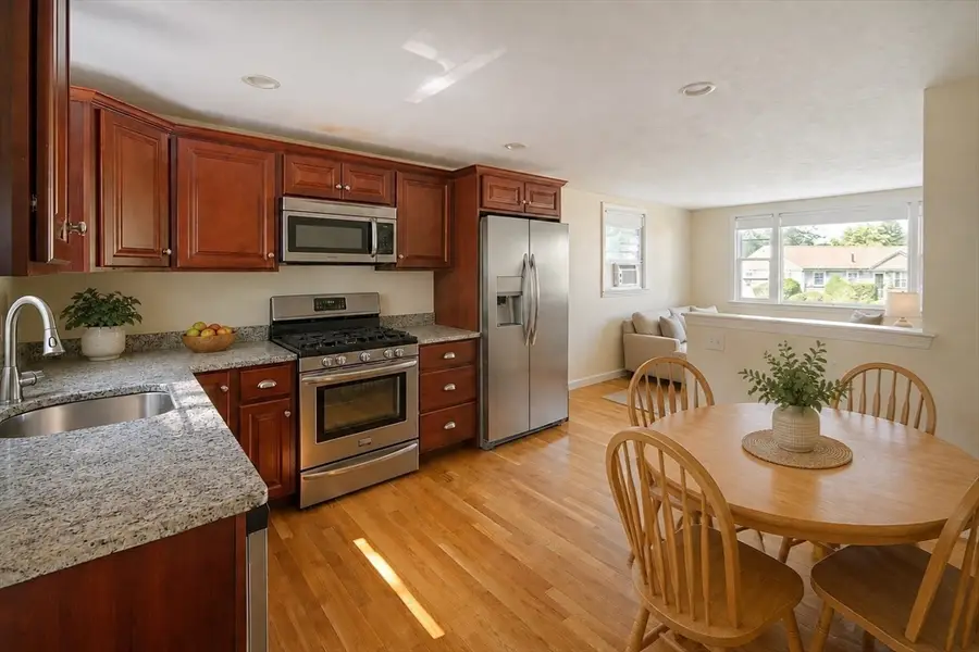4 Edward Cody Ln, Weymouth, MA 02190 - #3