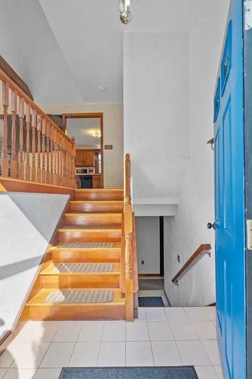 129 Forest St, Franklin, MA 02038 - #3