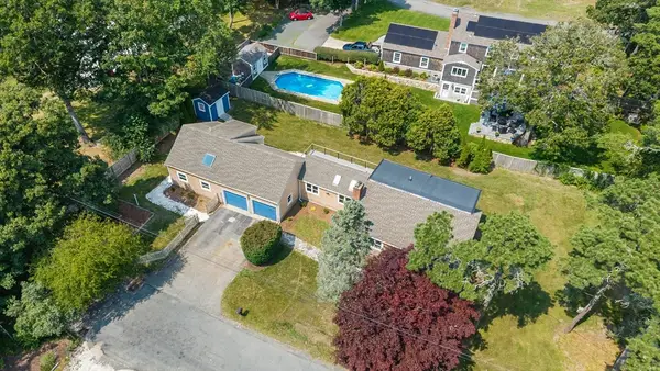 20-22 Glendale Lane, Harwich, MA 02645