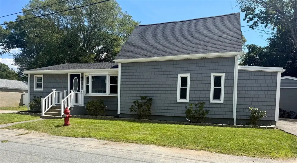 5 Rock St, Westport, MA 02790 - #1
