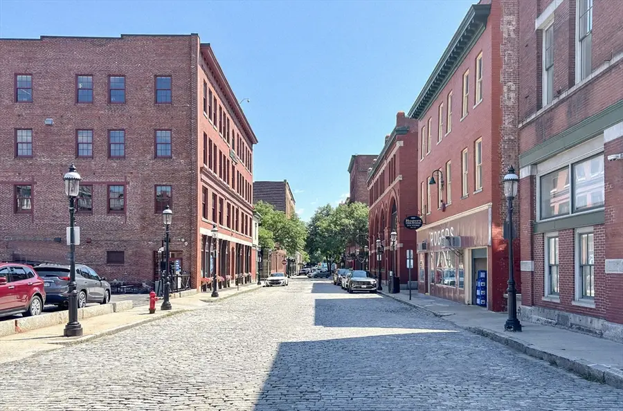 172 Middle St #303, Lowell, MA 01852 - #2