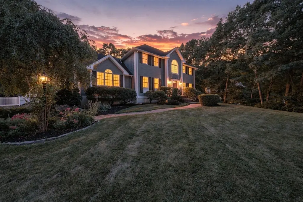 38 Cabral Dr, Middleton, MA 01949 - #1