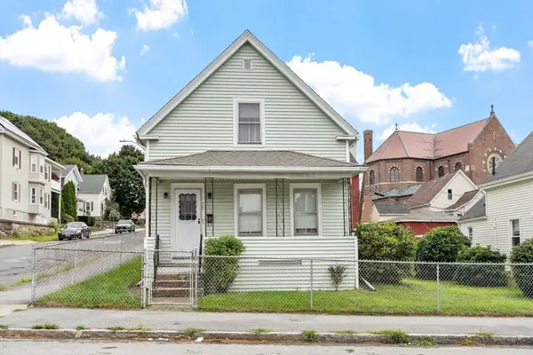 20 Orient Street, Worcester, MA 01604
