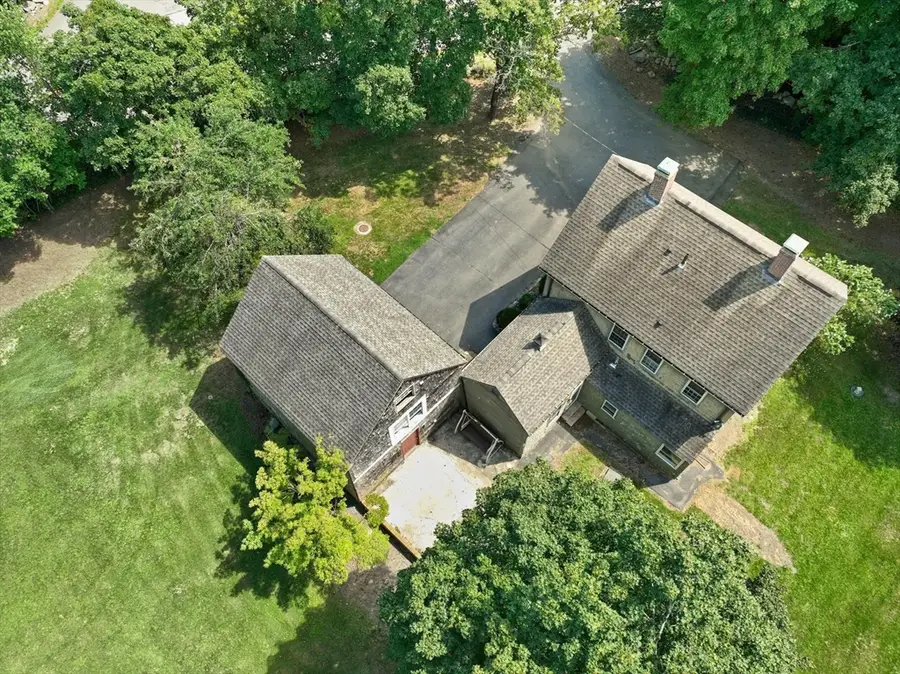 10 Poquanticut Ave, Easton, MA 02334 - #2