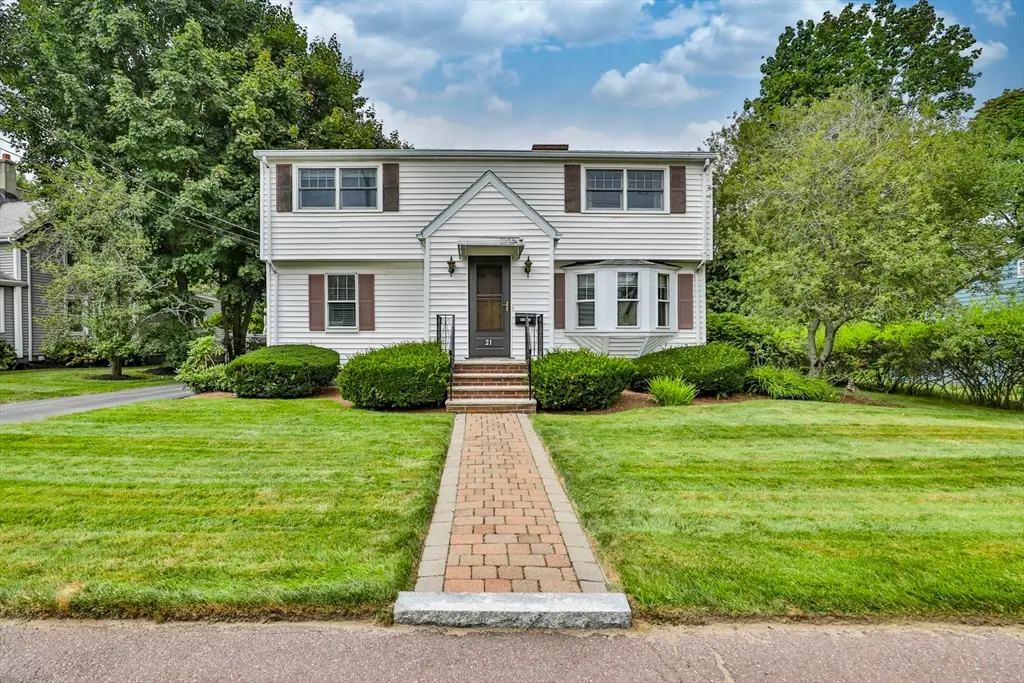 21 Preston St, Wakefield, MA 01880 - #1