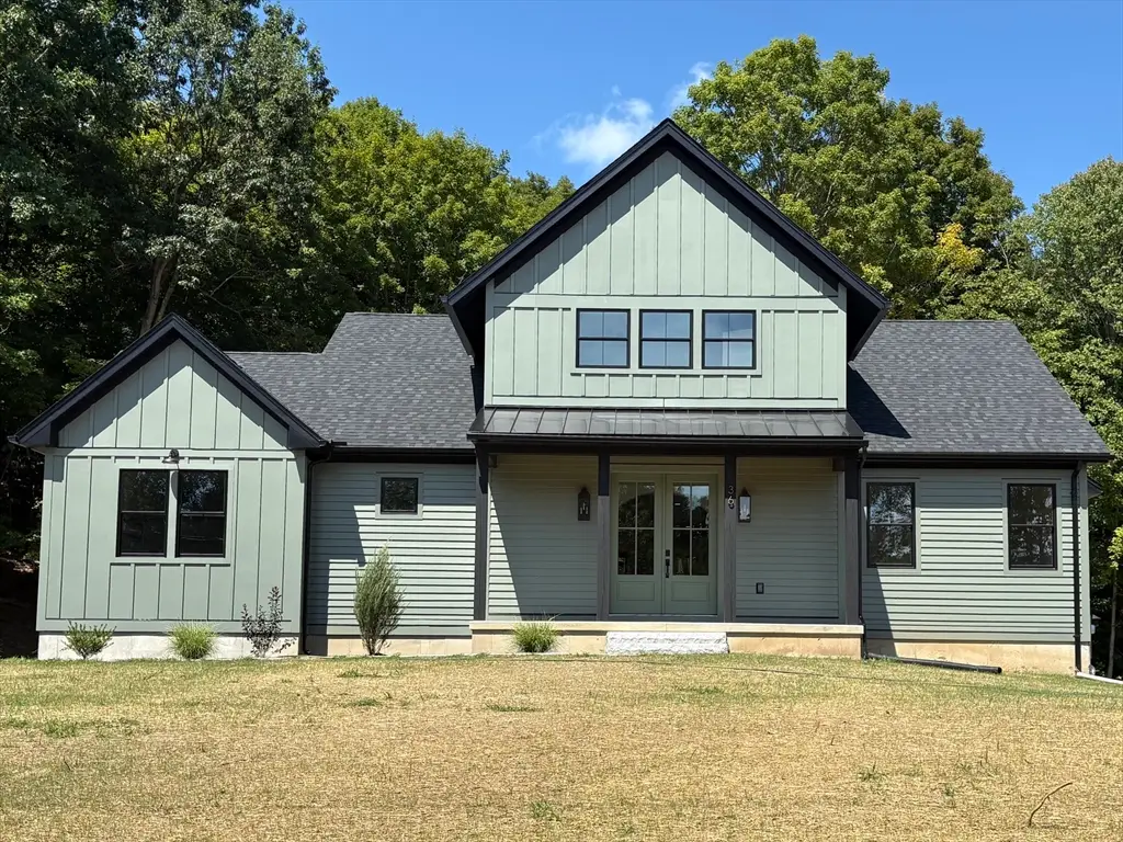 36 Lamson Ave, Belchertown, MA 01007 - #1