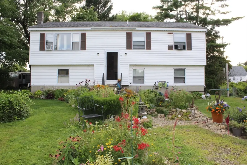 10 Howard George Ct, Salisbury, MA 01952 - #1