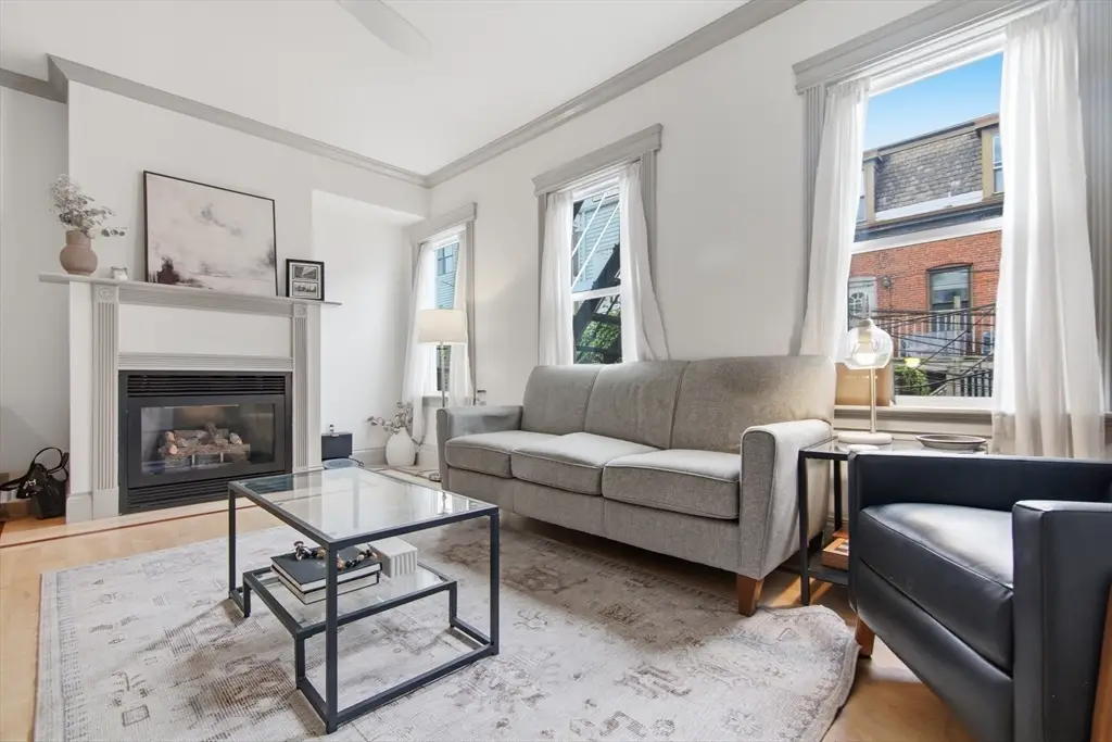 255 Gold St #2, Boston, MA 02127 - #1