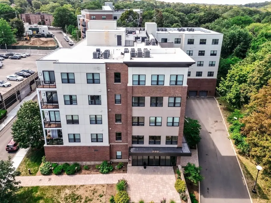 999 Hancock St #202, Quincy, MA 02169 - #2
